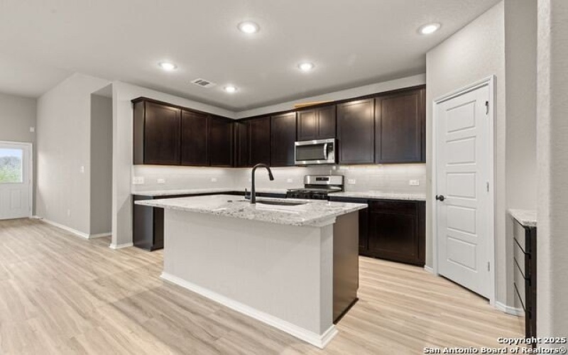 510 Desert Fox, Cibolo, TX 78108, 4 Bedrooms Bedrooms, ,3 BathroomsBathrooms,Residential,For Sale,510 Desert Fox,1822429