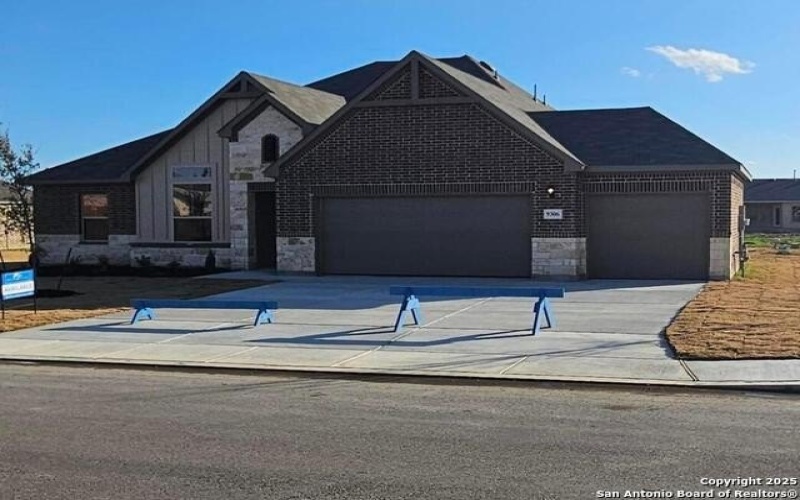 9306 Chilmark Path, San Antonio, TX 78263, 5 Bedrooms Bedrooms, ,3 BathroomsBathrooms,Residential,For Sale,9306 Chilmark Path,1822744