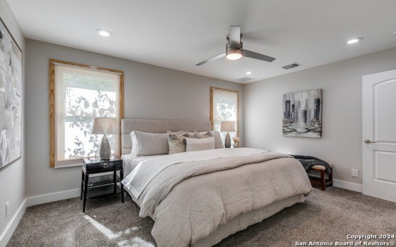 1012 N CHERRY ST, San Antonio, TX 78202, 3 Bedrooms Bedrooms, ,2 BathroomsBathrooms,Residential,For Sale,1012 N CHERRY ST,1823719