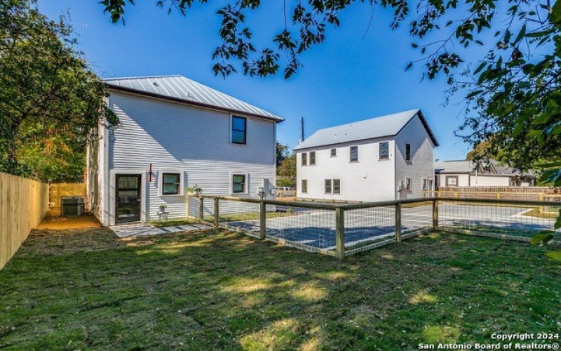 1012 N CHERRY ST, San Antonio, TX 78202, 3 Bedrooms Bedrooms, ,2 BathroomsBathrooms,Residential,For Sale,1012 N CHERRY ST,1823719