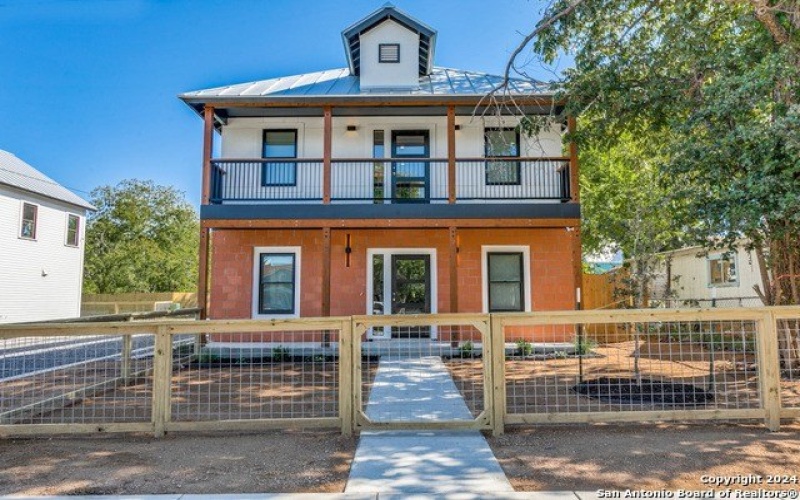 1012 N CHERRY ST, San Antonio, TX 78202, 3 Bedrooms Bedrooms, ,2 BathroomsBathrooms,Residential,For Sale,1012 N CHERRY ST,1823719