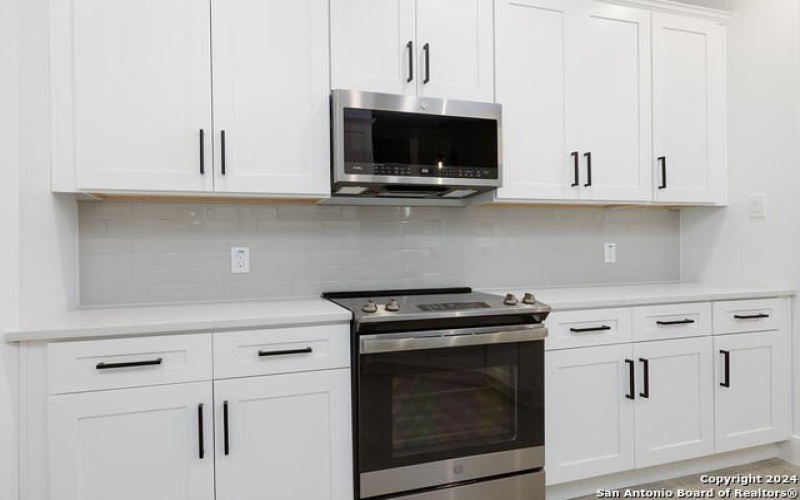 142 N Lon Price Dr, Blanco, TX 78606, 4 Bedrooms Bedrooms, ,2 BathroomsBathrooms,Residential,For Sale,142 N Lon Price Dr,1823870