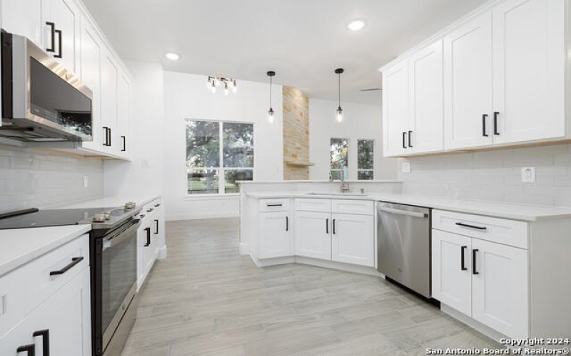 142 N Lon Price Dr, Blanco, TX 78606, 4 Bedrooms Bedrooms, ,2 BathroomsBathrooms,Residential,For Sale,142 N Lon Price Dr,1823870