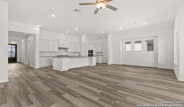 2612 Sueno Point, San Antonio, TX 78245, 3 Habitaciones Habitaciones , ,2 BañosBaños,Residential,En Venta,2612 Sueno Point,1823910