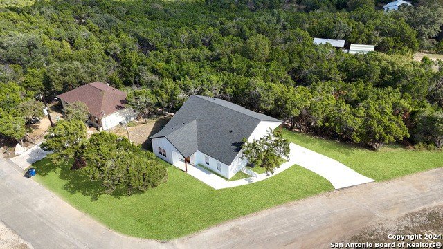 664 Rolling Hills, Canyon Lake, TX 78133, 3 Bedrooms Bedrooms, ,2 BathroomsBathrooms,Residential,For Sale,664 Rolling Hills,1824542