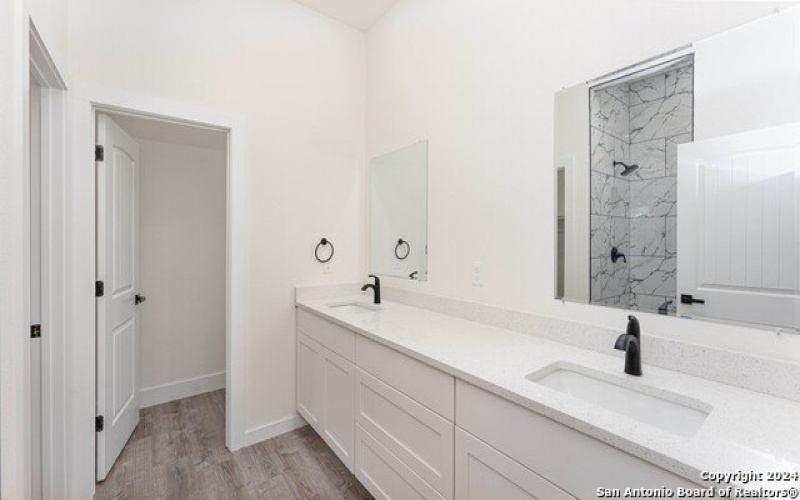 664 Rolling Hills, Canyon Lake, TX 78133, 3 Bedrooms Bedrooms, ,2 BathroomsBathrooms,Residential,For Sale,664 Rolling Hills,1824542