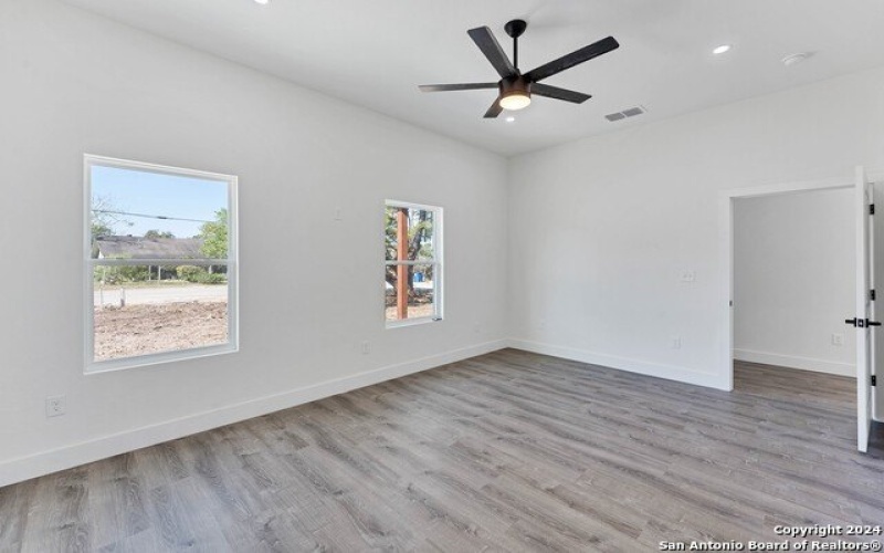 664 Rolling Hills, Canyon Lake, TX 78133, 3 Bedrooms Bedrooms, ,2 BathroomsBathrooms,Residential,For Sale,664 Rolling Hills,1824542