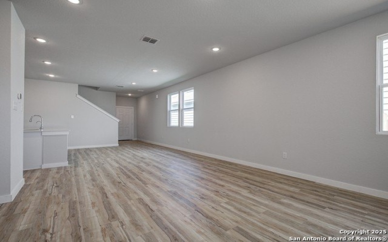 4750 Sahara Vlys, San Antonio, TX 78222, 4 Habitaciones Habitaciones , ,2 BañosBaños,Residential,En Venta,4750 Sahara Vlys,1825118