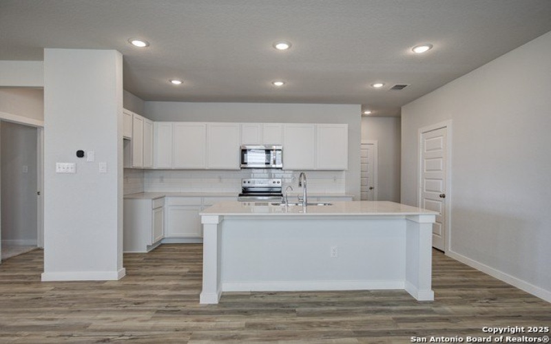 4750 Sahara Vlys, San Antonio, TX 78222, 4 Habitaciones Habitaciones , ,2 BañosBaños,Residential,En Venta,4750 Sahara Vlys,1825118