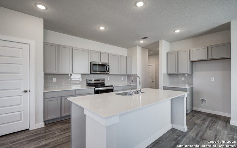 4746 Sahara Vlys, San Antonio, TX 78222, 4 Bedrooms Bedrooms, ,2 BathroomsBathrooms,Residential,For Sale,4746 Sahara Vlys,1825128