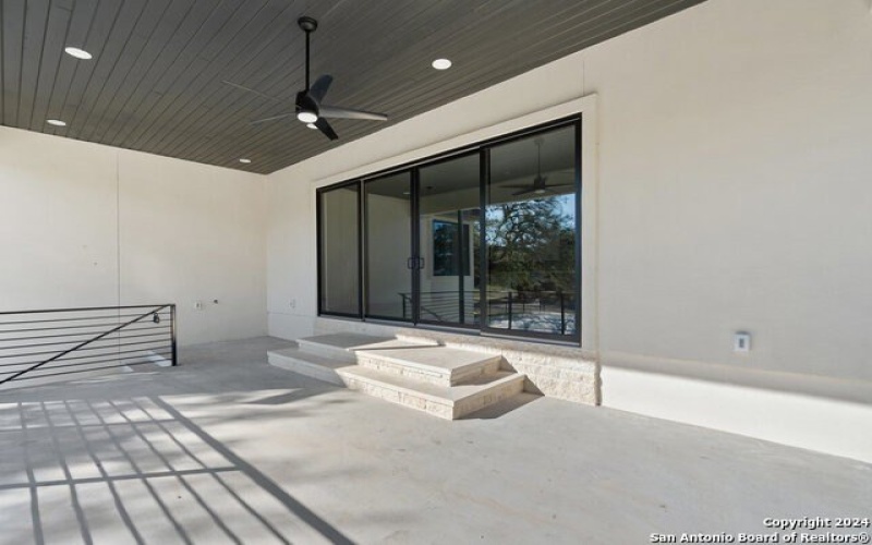 300 Deer Dr., Sunrise Beach, TX 78643, 5 Bedrooms Bedrooms, ,5 BathroomsBathrooms,Residential,For Sale,300 Deer Dr.,1825228