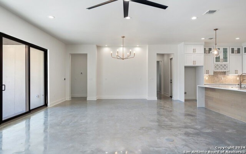 300 Deer Dr., Sunrise Beach, TX 78643, 5 Bedrooms Bedrooms, ,5 BathroomsBathrooms,Residential,For Sale,300 Deer Dr.,1825228