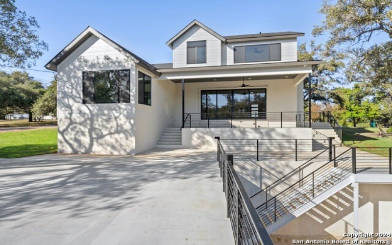 300 Deer Dr., Sunrise Beach, TX 78643, 5 Bedrooms Bedrooms, ,5 BathroomsBathrooms,Residential,For Sale,300 Deer Dr.,1825228