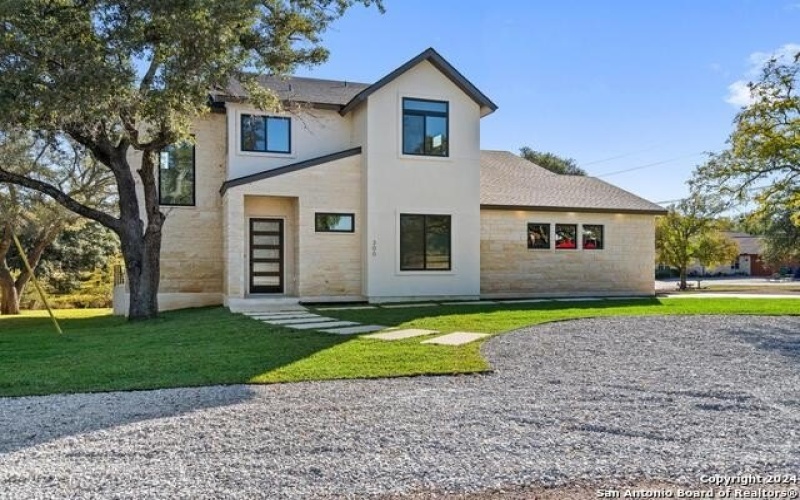 300 Deer Dr., Sunrise Beach, TX 78643, 5 Bedrooms Bedrooms, ,5 BathroomsBathrooms,Residential,For Sale,300 Deer Dr.,1825228