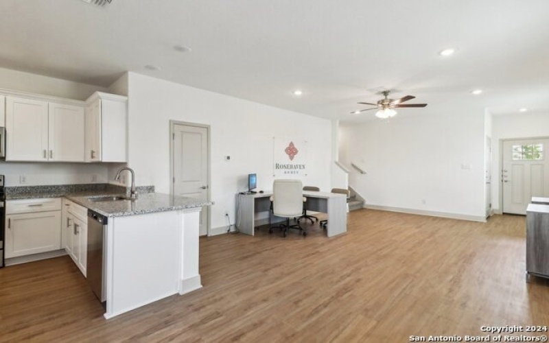 7604 Magnolia Village, San Antonio, TX 78252, ,5 BathroomsBathrooms,Residential Multi Family,For Sale,7604 Magnolia Village,1825700