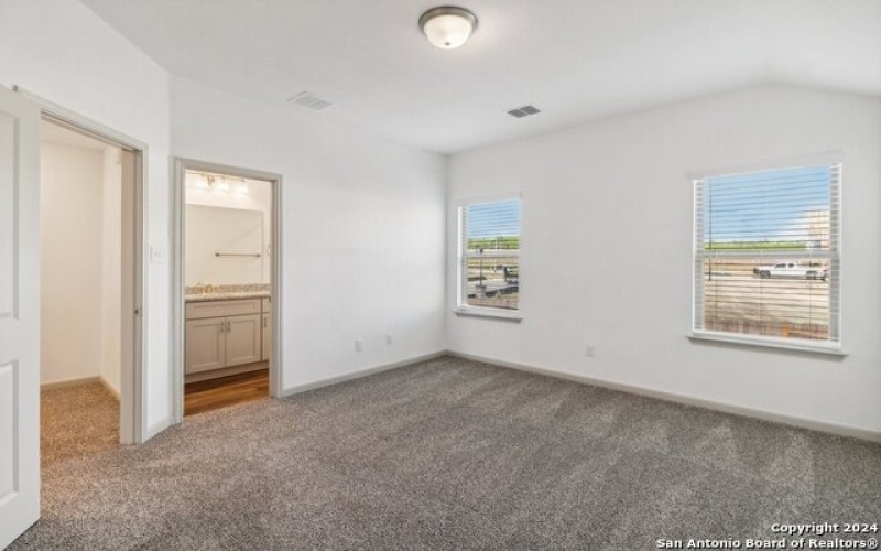 7604 Magnolia Village, San Antonio, TX 78252, ,5 BathroomsBathrooms,Residential Multi Family,For Sale,7604 Magnolia Village,1825700
