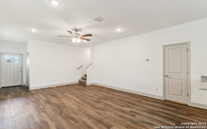 7604 Magnolia Village, San Antonio, TX 78252, ,5 BathroomsBathrooms,Residential Multi Family,For Sale,7604 Magnolia Village,1825700