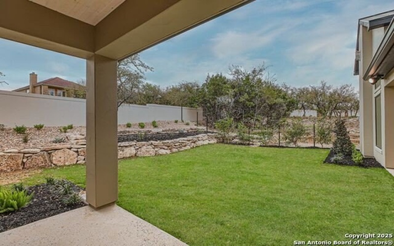 7026 Bluff Run, San Antonio, TX 78257, 4 Habitaciones Habitaciones , ,5 BañosBaños,Residential,En Venta,7026 Bluff Run,1826589