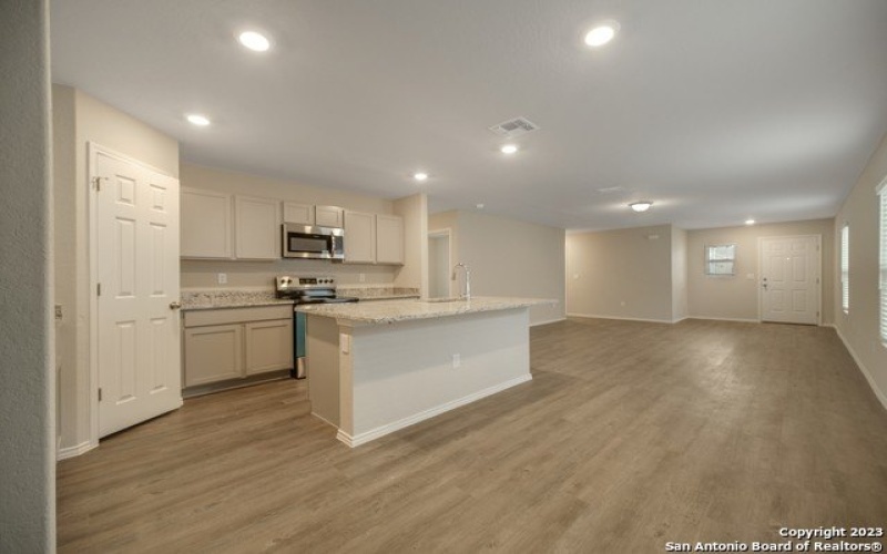 255 Bailey Bluff, San Antonio, TX 78245, 3 Bedrooms Bedrooms, ,2 BathroomsBathrooms,Residential,For Sale,255 Bailey Bluff,1836744