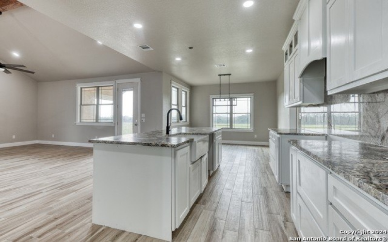 956 Horseshoe Falls, Bandera, TX 78003, 3 Bedrooms Bedrooms, ,3 BathroomsBathrooms,Residential,For Sale,956 Horseshoe Falls,1837010