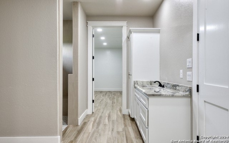 956 Horseshoe Falls, Bandera, TX 78003, 3 Bedrooms Bedrooms, ,3 BathroomsBathrooms,Residential,For Sale,956 Horseshoe Falls,1837010