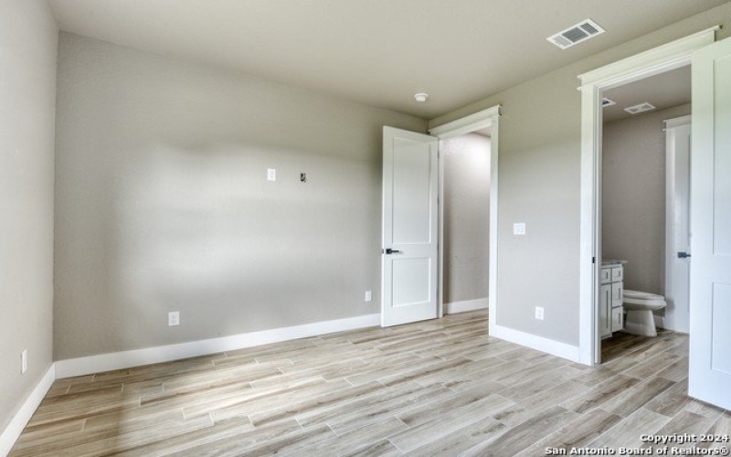 956 Horseshoe Falls, Bandera, TX 78003, 3 Bedrooms Bedrooms, ,3 BathroomsBathrooms,Residential,For Sale,956 Horseshoe Falls,1837010