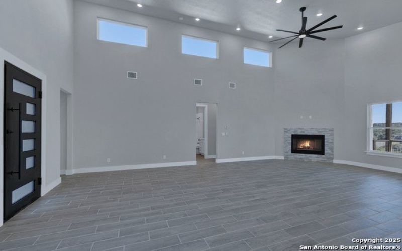 307 LORNE RD, Canyon Lake, TX 78133, 4 Habitaciones Habitaciones , ,3 BañosBaños,Residential,En Venta,307 LORNE RD,1837210