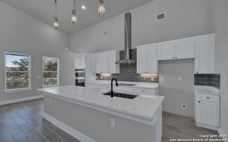 307 LORNE RD, Canyon Lake, TX 78133, 4 Habitaciones Habitaciones , ,3 BañosBaños,Residential,En Venta,307 LORNE RD,1837210