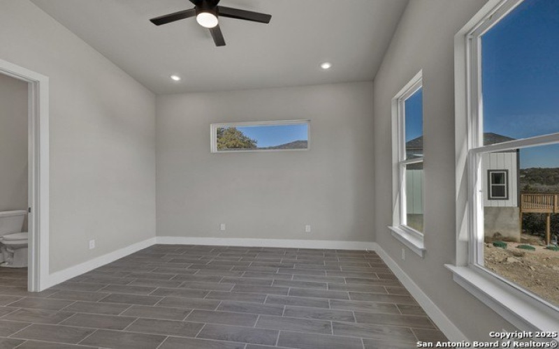 307 LORNE RD, Canyon Lake, TX 78133, 4 Habitaciones Habitaciones , ,3 BañosBaños,Residential,En Venta,307 LORNE RD,1837210