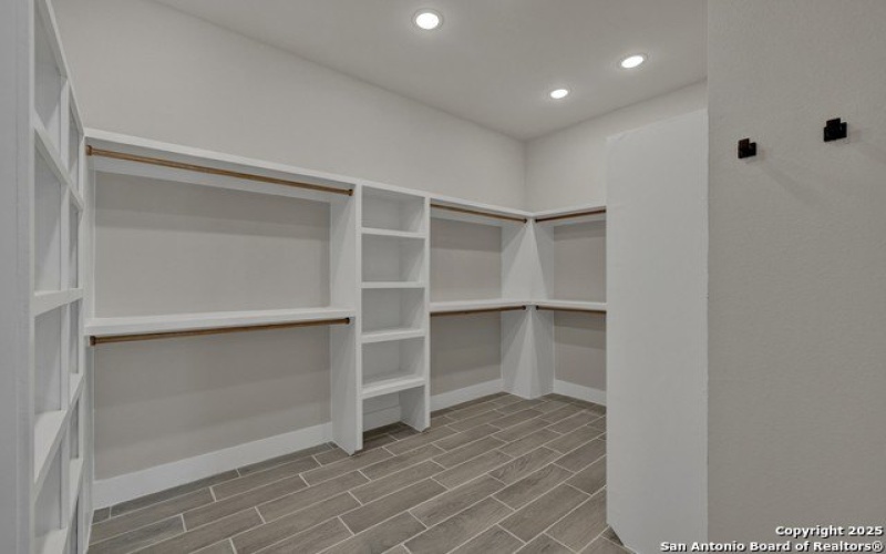 307 LORNE RD, Canyon Lake, TX 78133, 4 Habitaciones Habitaciones , ,3 BañosBaños,Residential,En Venta,307 LORNE RD,1837210
