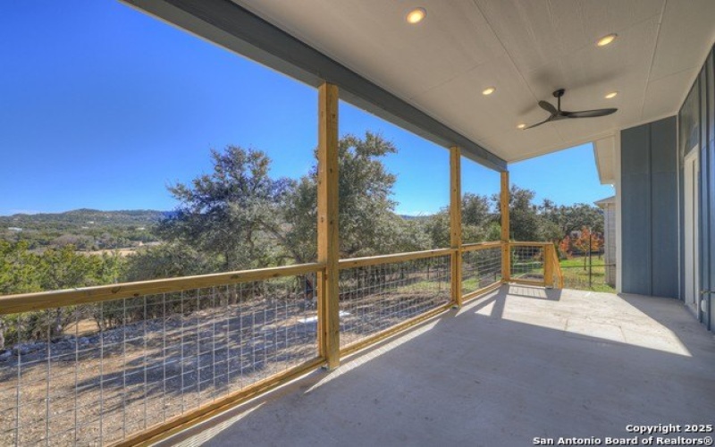 307 LORNE RD, Canyon Lake, TX 78133, 4 Habitaciones Habitaciones , ,3 BañosBaños,Residential,En Venta,307 LORNE RD,1837210