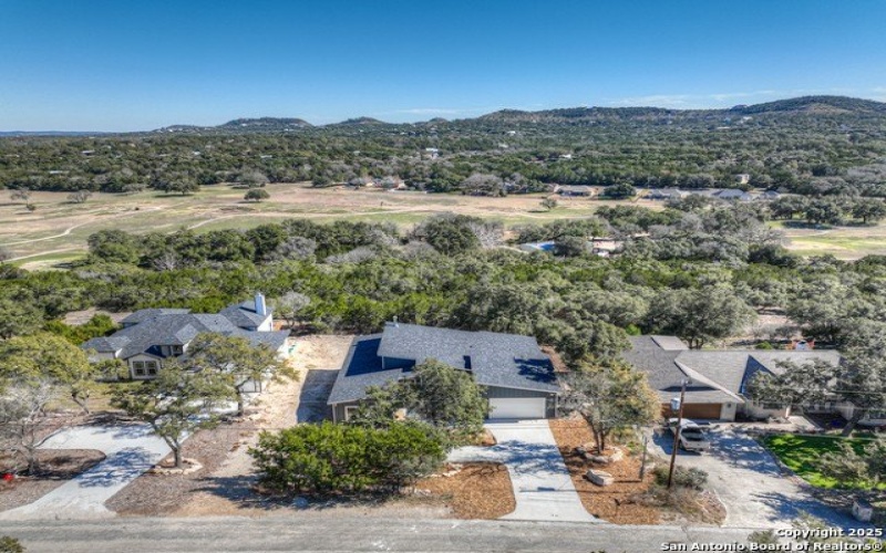 307 LORNE RD, Canyon Lake, TX 78133, 4 Habitaciones Habitaciones , ,3 BañosBaños,Residential,En Venta,307 LORNE RD,1837210