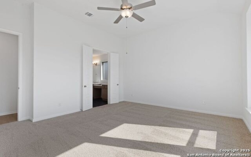 5724 Emmett Street, New Braunfels, TX 78130, 4 Habitaciones Habitaciones , ,3 BañosBaños,Residential,En Venta,5724 Emmett Street,1837448