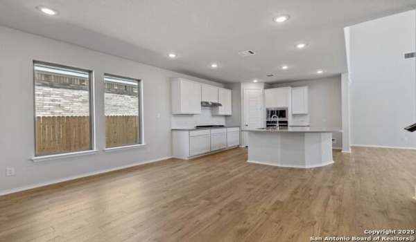 14927 Endsley Way, San Antonio, TX 78245, 4 Habitaciones Habitaciones , ,3 BañosBaños,Residential,En Venta,14927 Endsley Way,1837807