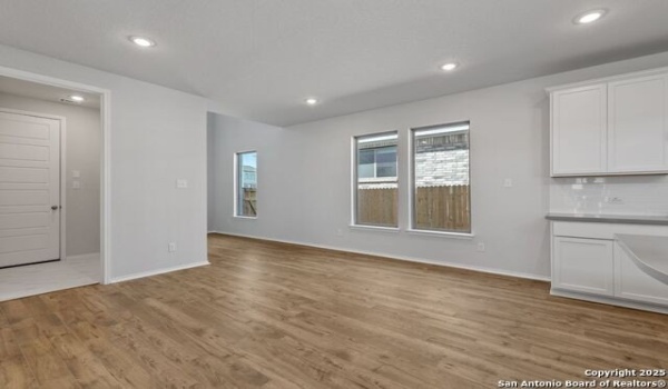 14927 Endsley Way, San Antonio, TX 78245, 4 Habitaciones Habitaciones , ,3 BañosBaños,Residential,En Venta,14927 Endsley Way,1837807