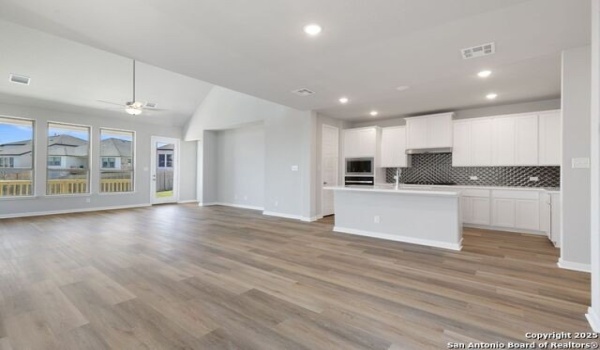 14406 Blue Mesa Hill, San Antonio, TX 78245, 5 Habitaciones Habitaciones , ,3 BañosBaños,Residential,En Venta,14406 Blue Mesa Hill,1837818