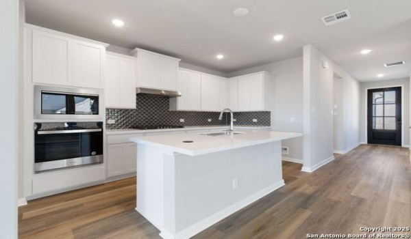 14406 Blue Mesa Hill, San Antonio, TX 78245, 5 Habitaciones Habitaciones , ,3 BañosBaños,Residential,En Venta,14406 Blue Mesa Hill,1837818