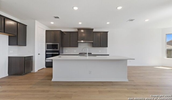 14422 Blue Mesa Hill, San Antonio, TX 78245, 5 Habitaciones Habitaciones , ,3 BañosBaños,Residential,En Venta,14422 Blue Mesa Hill,1837821