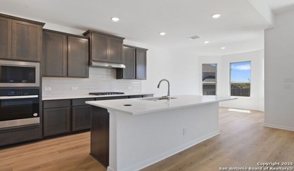 14422 Blue Mesa Hill, San Antonio, TX 78245, 5 Habitaciones Habitaciones , ,3 BañosBaños,Residential,En Venta,14422 Blue Mesa Hill,1837821