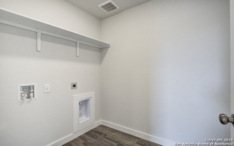4747 Sahara Vlys, San Antonio, TX 78222, 4 Bedrooms Bedrooms, ,3 BathroomsBathrooms,Residential,For Sale,4747 Sahara Vlys,1837911