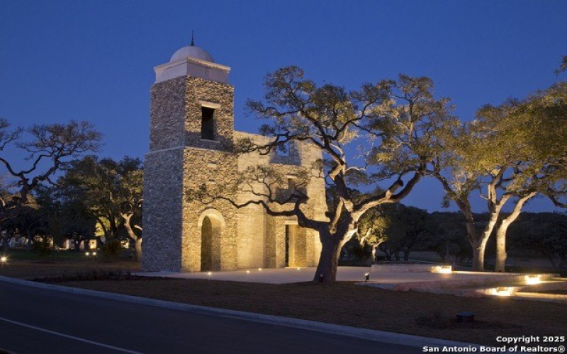 127 Alonzo, Boerne, TX 78006, 5 Bedrooms Bedrooms, ,6 BathroomsBathrooms,Residential,For Sale,127 Alonzo,1838487