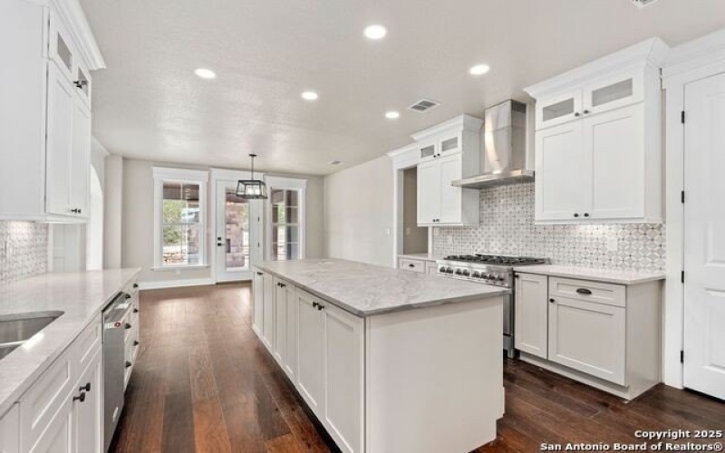 120 MYSTIC SHORES BLVD, Spring Branch, TX 78070, 4 Bedrooms Bedrooms, ,5 BathroomsBathrooms,Residential,For Sale,120 MYSTIC SHORES BLVD,1838680