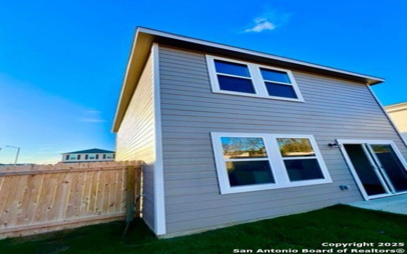 3226 Golden Dandelion, San Antonio, TX 78222, 3 Bedrooms Bedrooms, ,2 BathroomsBathrooms,Residential,For Sale,3226 Golden Dandelion,1838951