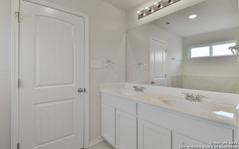 1723 Lavender Creek, San Antonio, TX 78245, 3 Bedrooms Bedrooms, ,2 BathroomsBathrooms,Residential,For Sale,1723 Lavender Creek,1833324