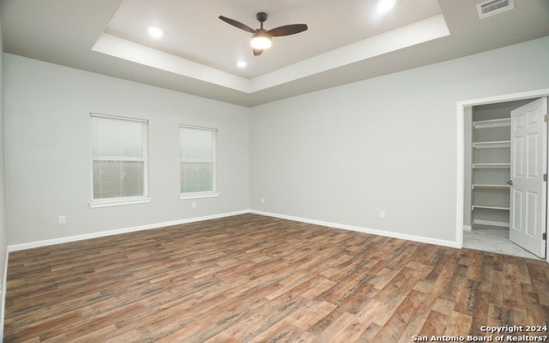 3723 Commercial Ave, San Antonio, TX 78221, 4 Habitaciones Habitaciones , ,2 BañosBaños,Residential,En Venta,3723 Commercial Ave,1833696