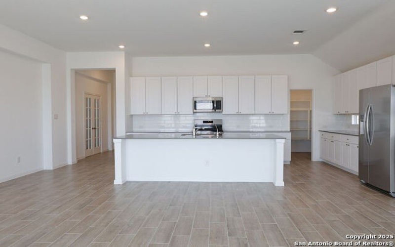 14134 Roller Mills, San Antonio, TX 78245, 4 Bedrooms Bedrooms, ,3 BathroomsBathrooms,Residential,For Sale,14134 Roller Mills,1833923