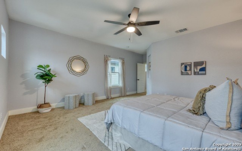 1659 N Center Street, San Antonio, TX 78202, 3 Habitaciones Habitaciones , ,2 BañosBaños,Residential,En Venta,1659 N Center Street,1835647