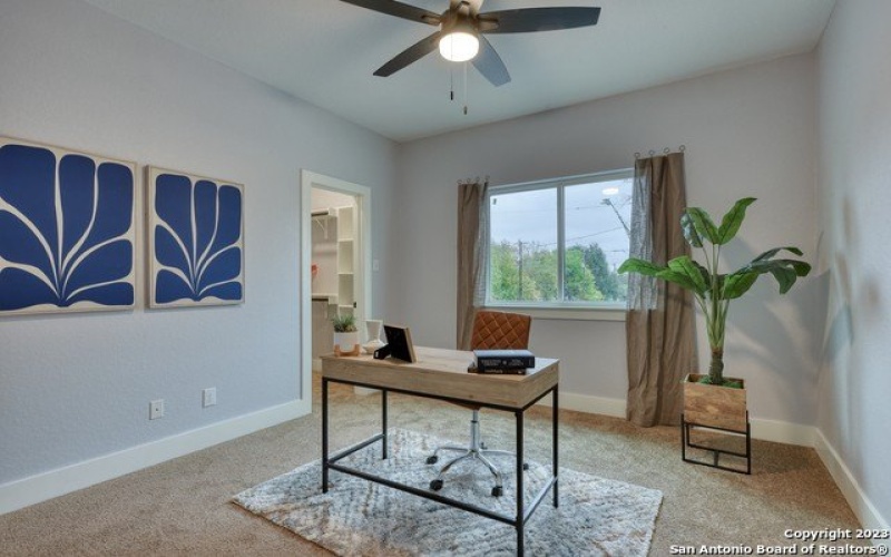 1659 N Center Street, San Antonio, TX 78202, 3 Habitaciones Habitaciones , ,2 BañosBaños,Residential,En Venta,1659 N Center Street,1835647