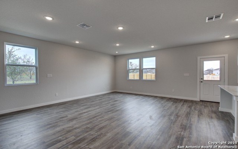 5703 Quartz Terrace, San Antonio, TX 78222, 3 Habitaciones Habitaciones , ,2 BañosBaños,Residential,En Venta,5703 Quartz Terrace,1836646