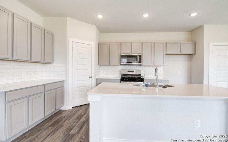 5710 Agate Circle, San Antonio, TX 78222, 4 Habitaciones Habitaciones , ,2 BañosBaños,Residential,En Venta,5710 Agate Circle,1836648